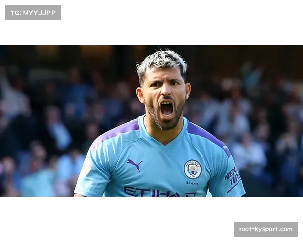 “瞬间：萨拉赫边路突破后横传，努涅斯在快速转换中将球打高”